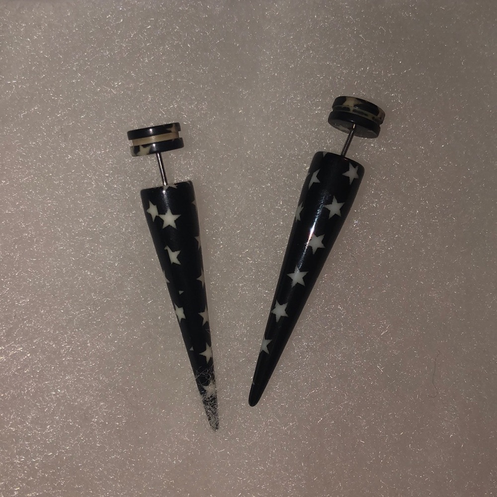 ⭐️ Fake Gauge Earrings